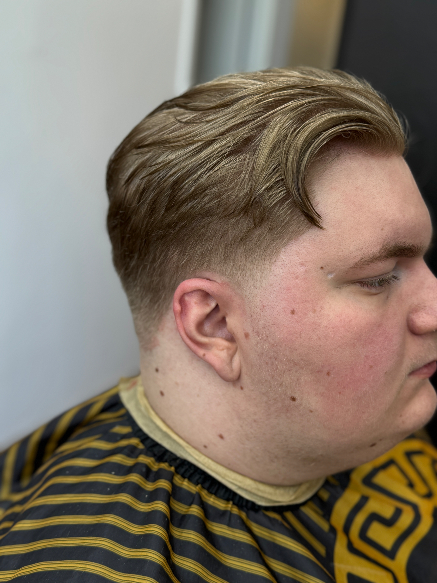 Jälkeen leikkauksen — moderni taper ja tekstuuri — ProLook Porvoo