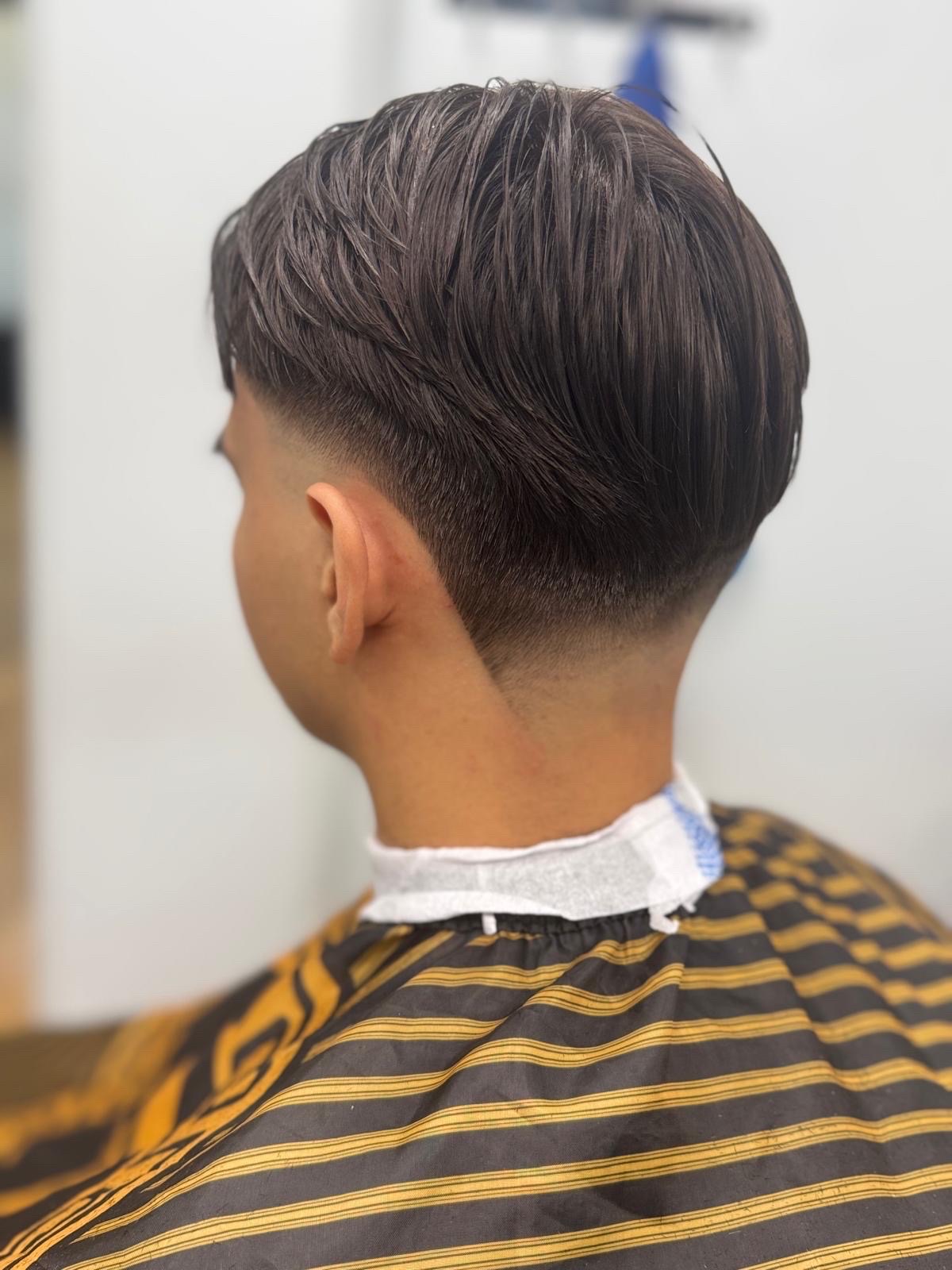 Low fade tummille hiuksille — ProLook Porvoo